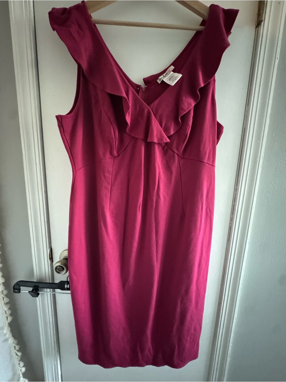 Magenta Ruffle V-Neck Midi BodyCon Dress - Picture 10 of 10